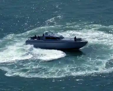 DEFENSE BOATS 2